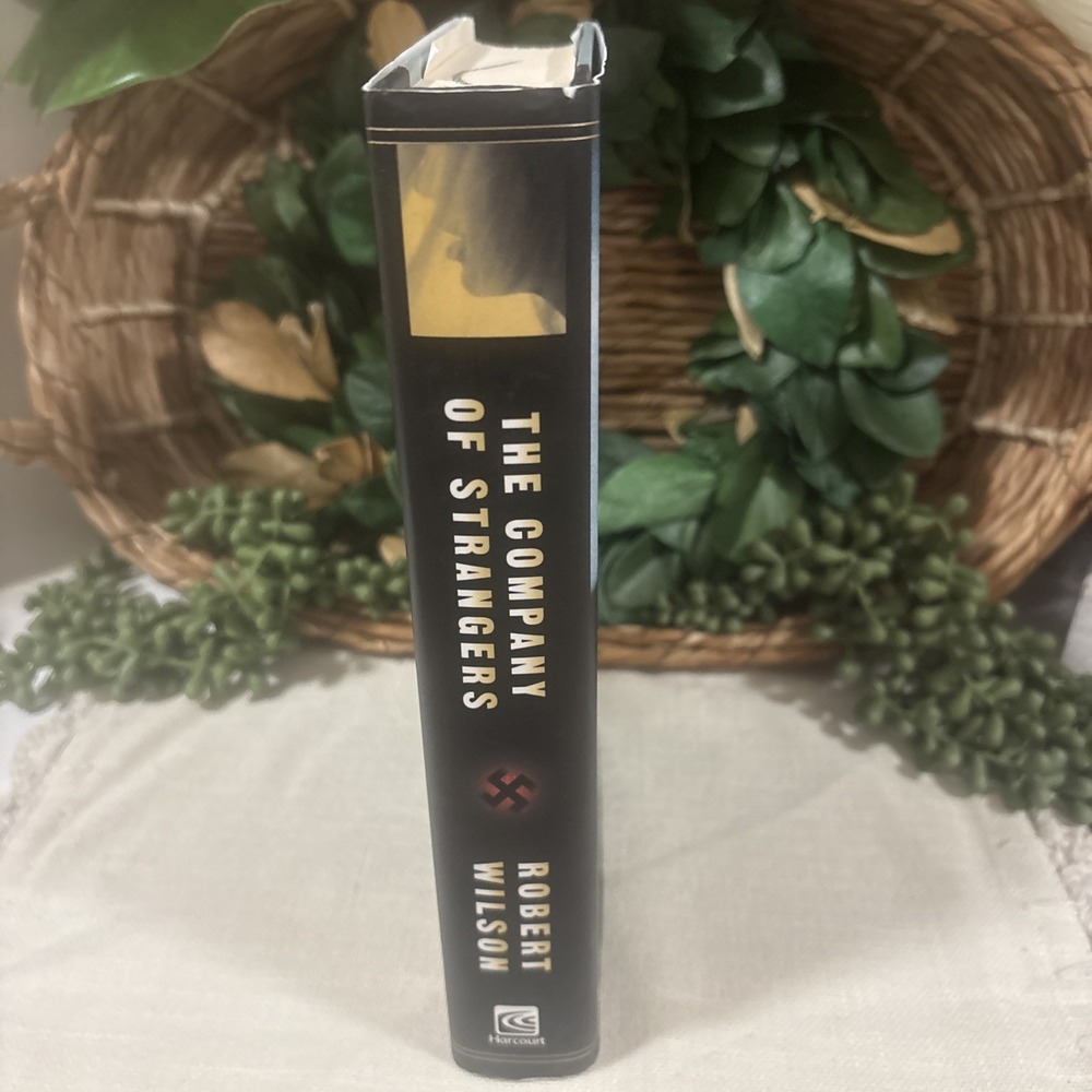 The Company of Strangers Hardcover, by Wilson Robert Good Suspenseful Thriller - Picture 5 of 13